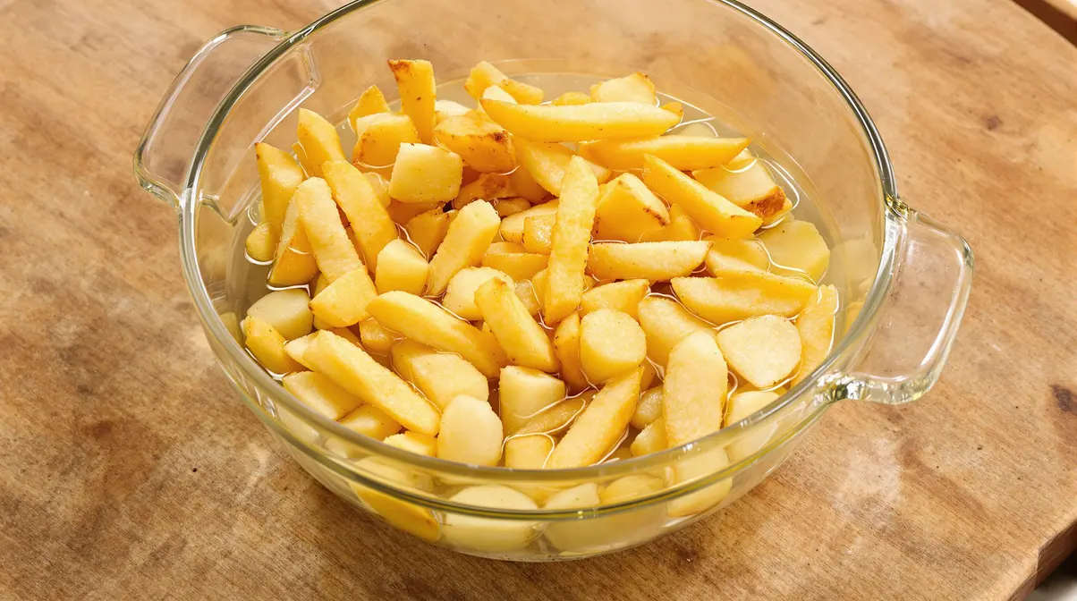 Depuis que je fais ça, mes frites Airfryer sont parfaites : mon astuce de l'eau chaude enfin révélée Depuis que je fais ça, mes frites Airfryer sont parfaites : mon astuce de l'eau chaude enfin révélée