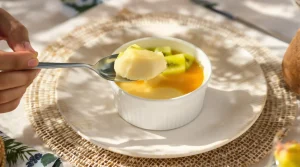 Plus léger qu&rsquo;un flan antillais, ce dessert au bon goût de coco se prépare en un rien de temps